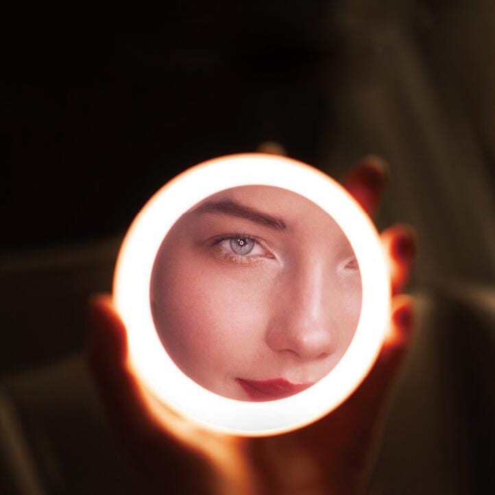 EC0034 12. LED Makeup Mirror